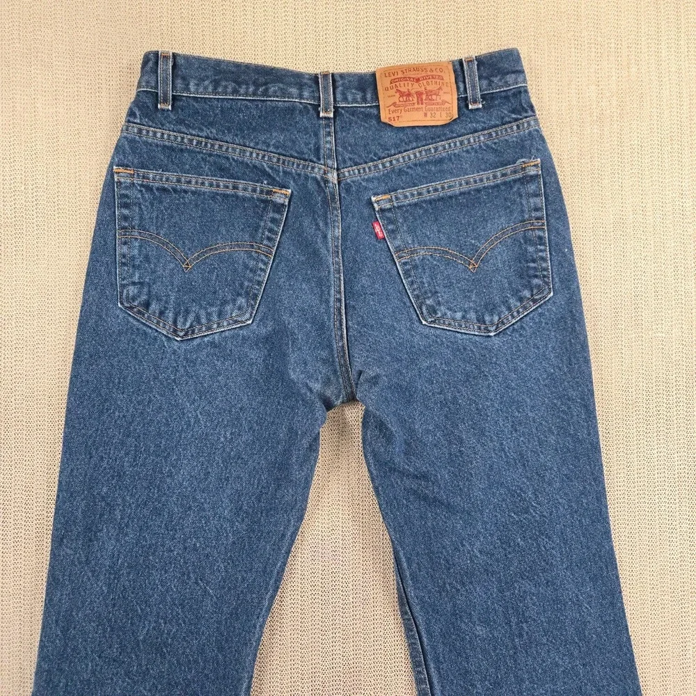 Vintage Levis 517 Jeans Mens 32x30 Dark Blue Slim Fit Bootcut Cowboy 90s Y2K